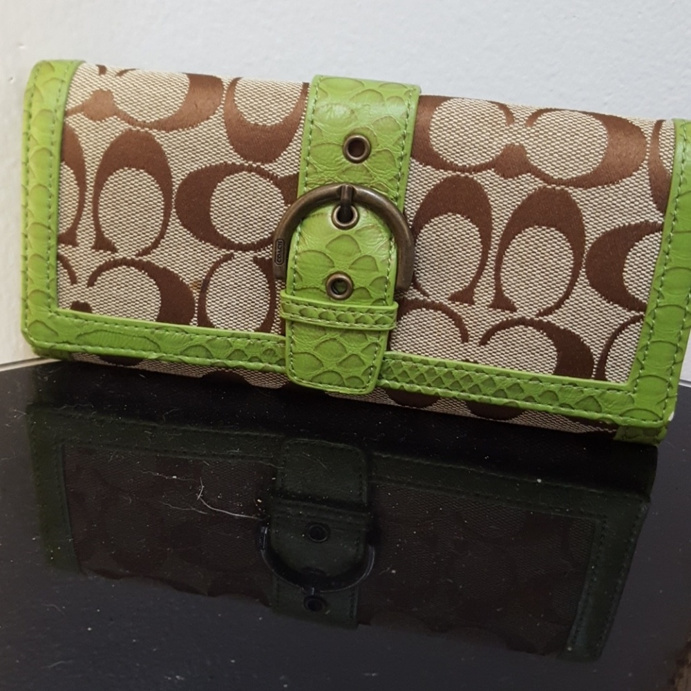 Coach Signature Fabric Buckle Wallet leather trim